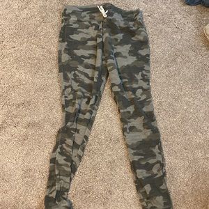 camo joggers